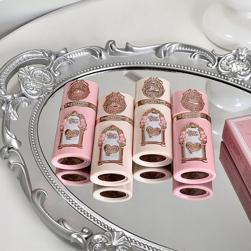 Matowy kremowy róż w sztyfcie  – Lip Tint Korean recenzja i cena